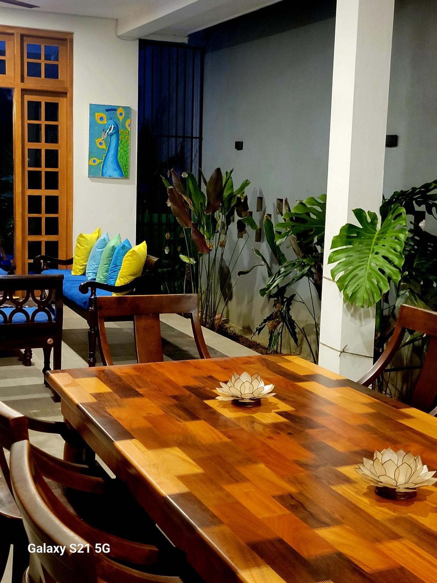 Barefoot Bungalow Hikka Hikkaduwa Bagian luar foto