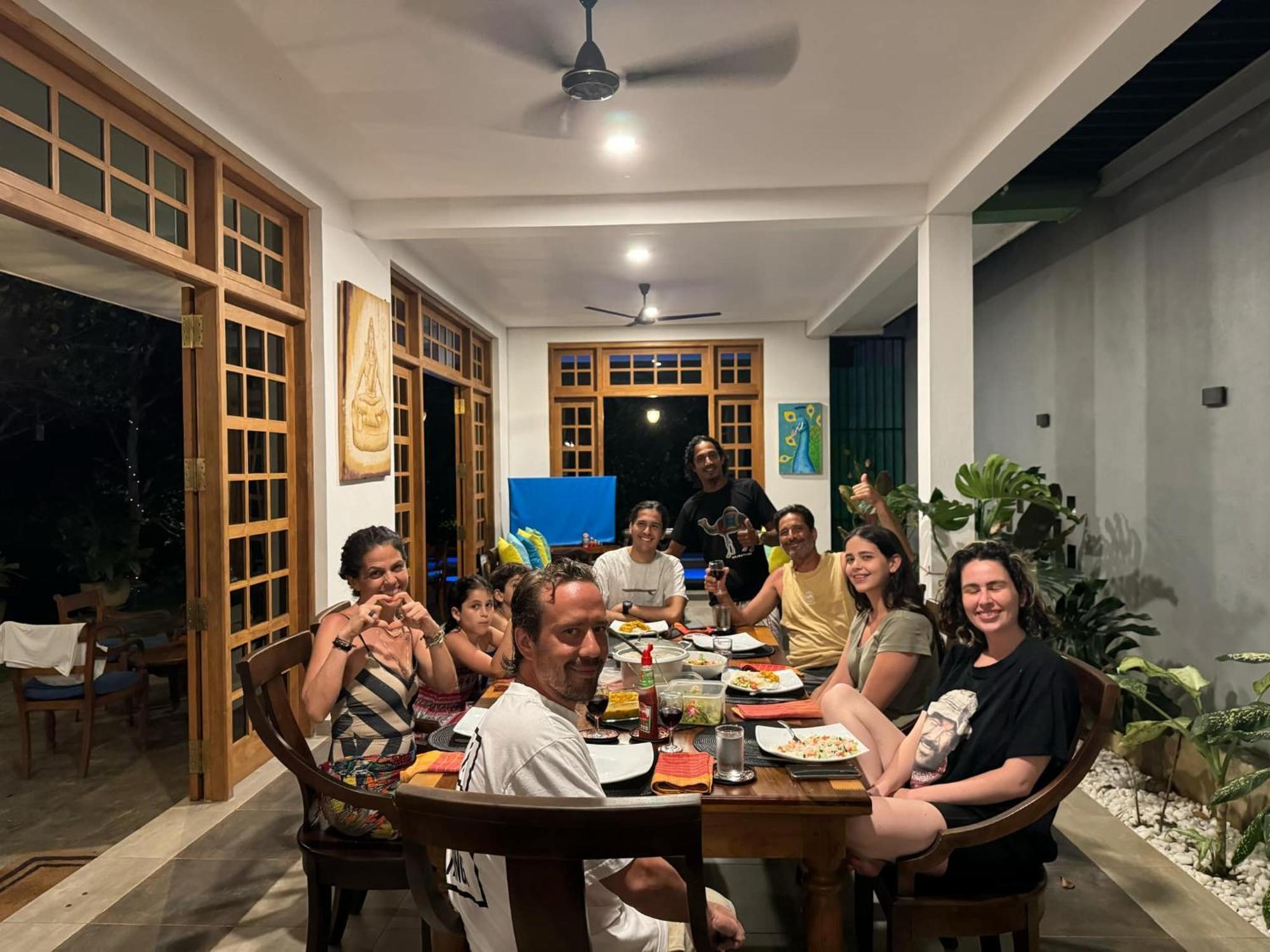 Barefoot Bungalow Hikka Hikkaduwa Bagian luar foto